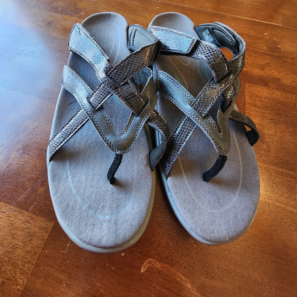 Orthaheel Black Strappy Sandals